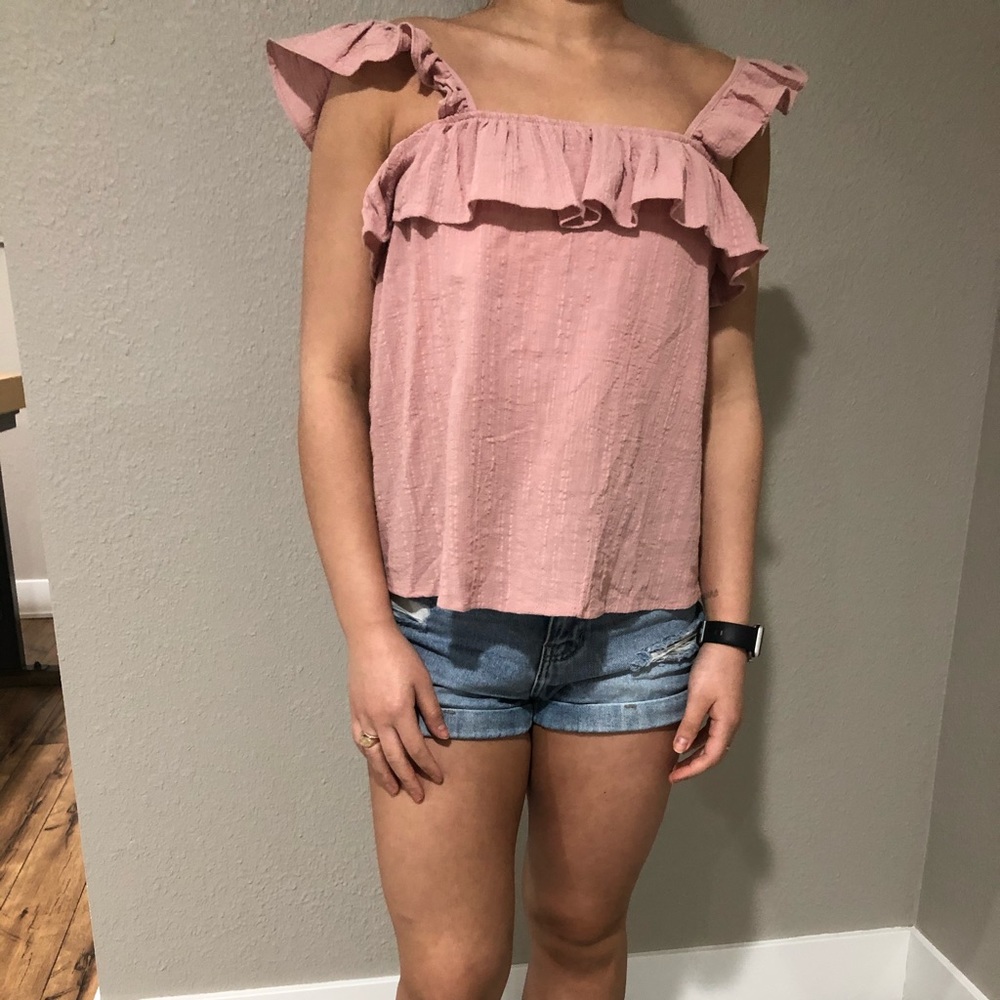 pink shirt